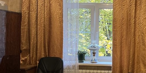 2-комн квартира улица Федосеенко, 32