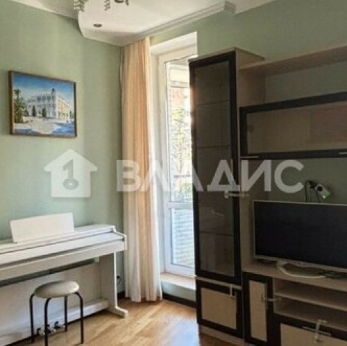 4-комн квартира Химки, ул Юннатов,  д. 13