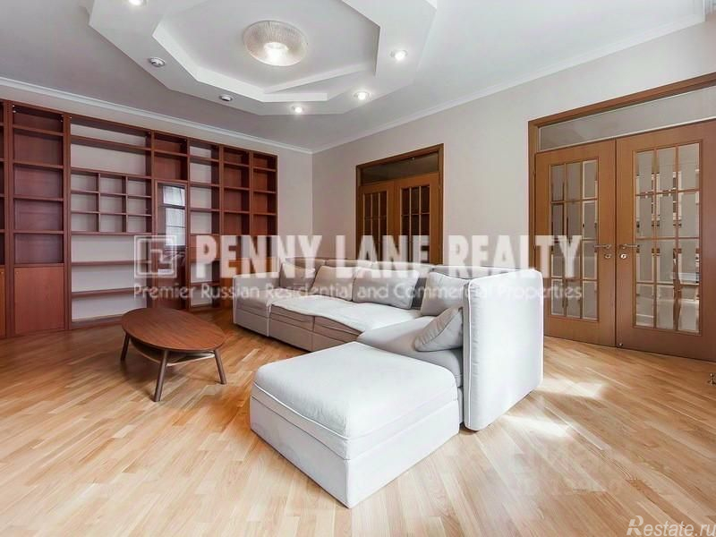 Аренда 4-комн квартиры на вторичном рынке Зачатьевский 1-й пер,  д. 4