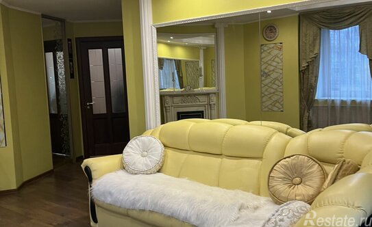 Продажа 2-комн квартиры на вторичном рынке Звёздная улица,  д. 20