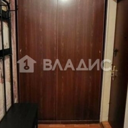 Продажа 1-комн квартиры на вторичном рынке Верхние Поля ул