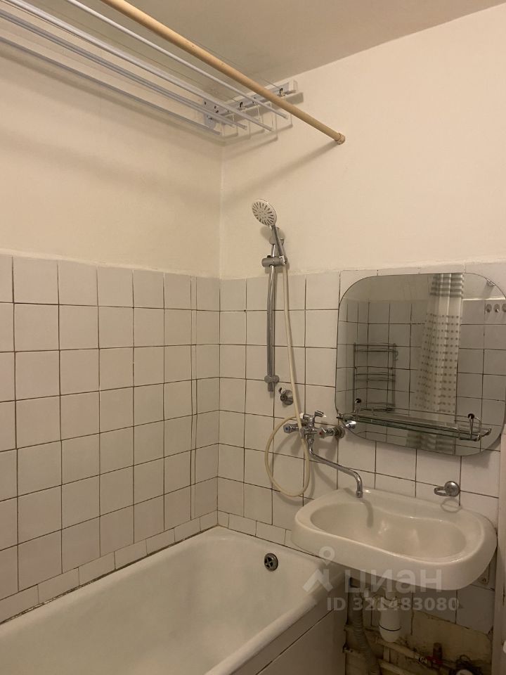 Продажа 1-комн квартиры на вторичном рынке Одинцово, Вокзальная улица, 7