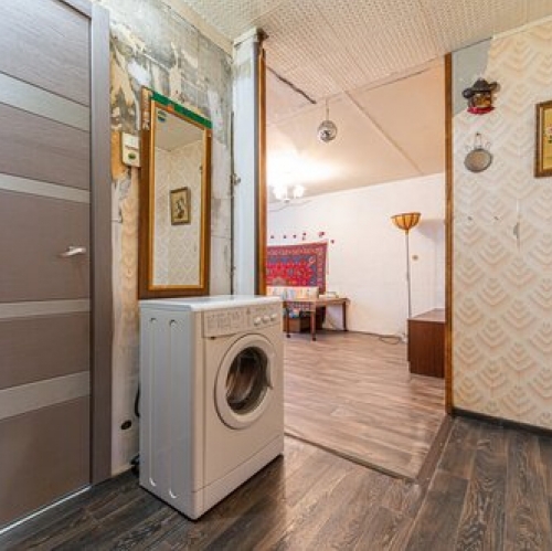 4-комн квартира Новаторов б-р,  д. 86