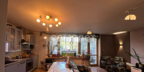 3-комн квартира улица Инессы Арманд,  д. 11