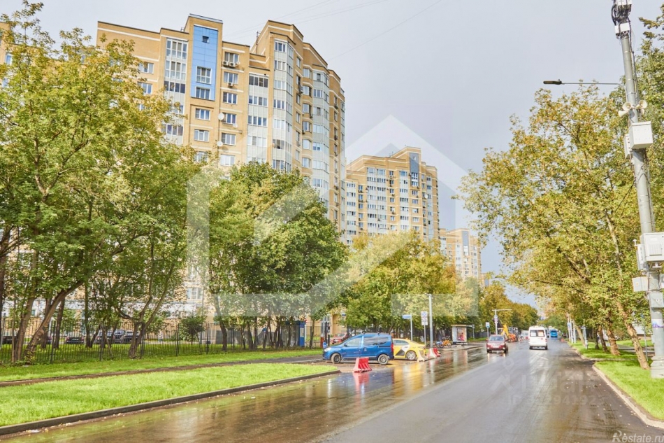 Аренда торгового помещения ул Челюскинская,  д. 9