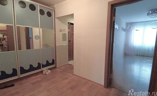 Продажа 4-комн квартиры на вторичном рынке Маршака пр-кт,  д. 12 к2