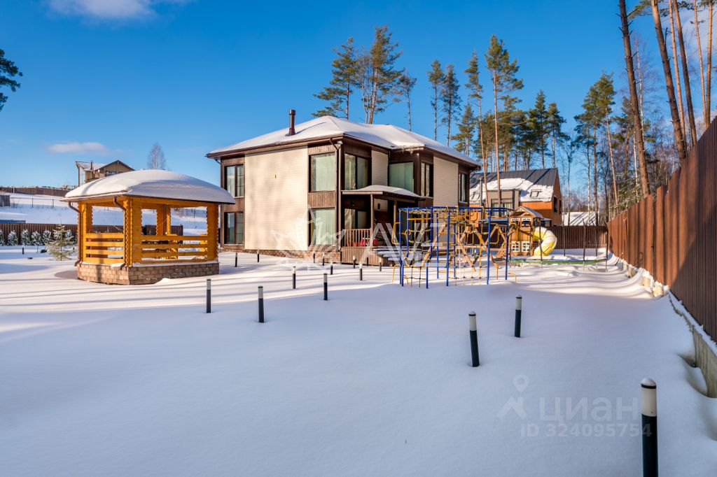 Продажа дома Кавголовское озеро кп, д. Хиттолово, улица Эстафетная,  д. 14