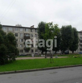 Продажа 3-комн квартиры на вторичном рынке Новосибирская улица,  д. 21