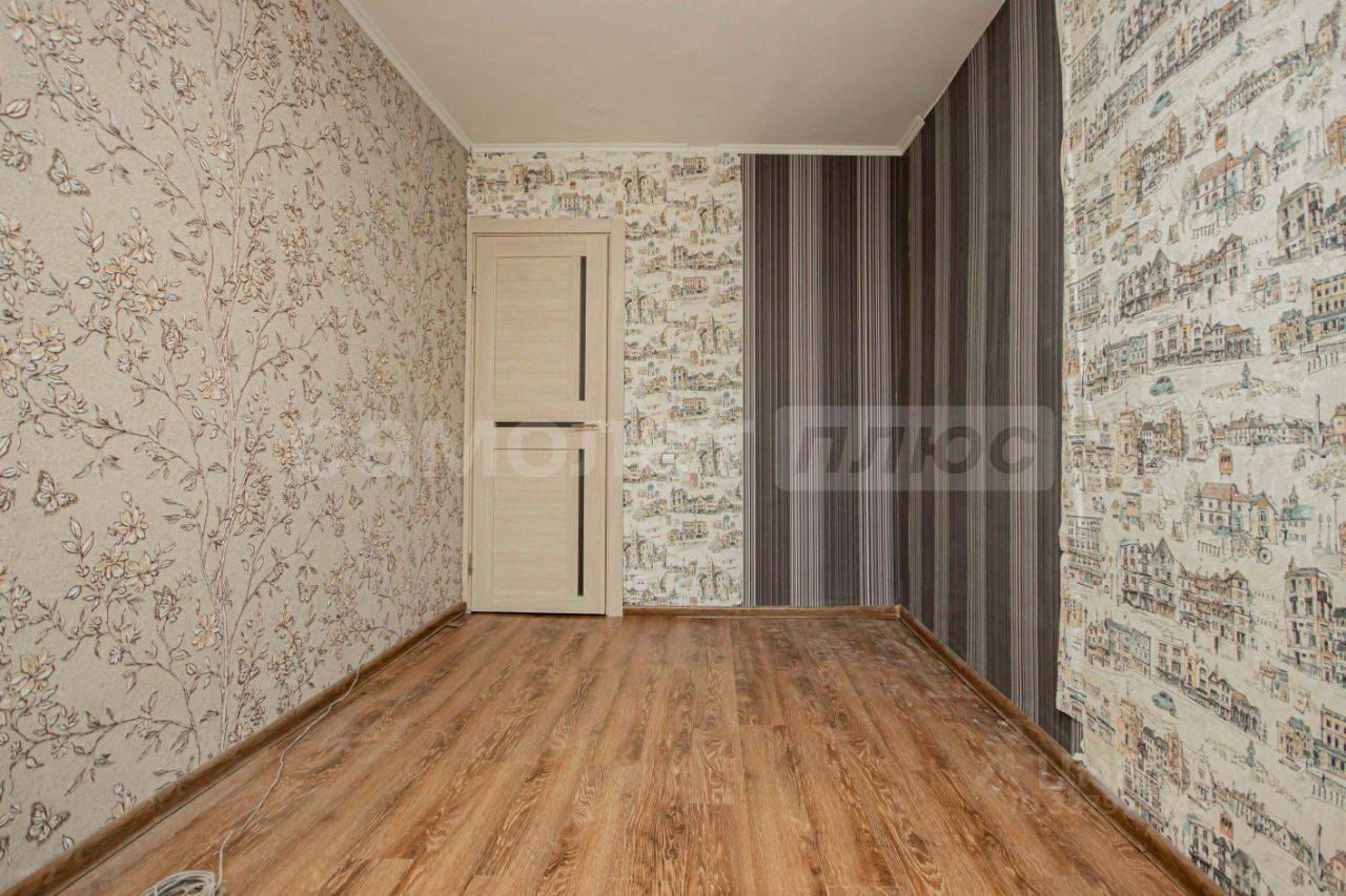 Продажа 2-комн квартиры на вторичном рынке Южный мкр, улица Карла Маркса,  д. 2