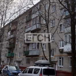 Продажа 2-комн квартиры на вторичном рынке Оренбургская улица,  д. 17