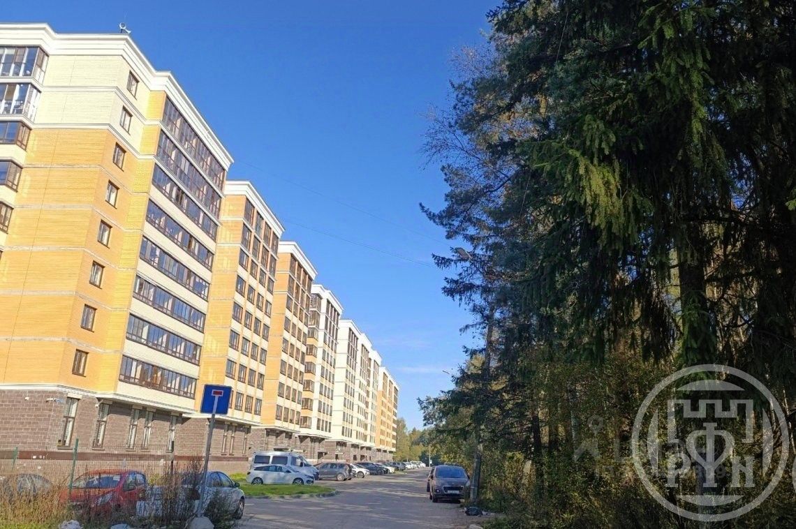 Продажа 1-комн квартиры на вторичном рынке Ломоносов, Михайловская улица, 51
