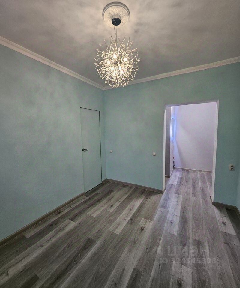 Продажа 2-комн квартиры на вторичном рынке улица Танкиста Хрустицкого, 12