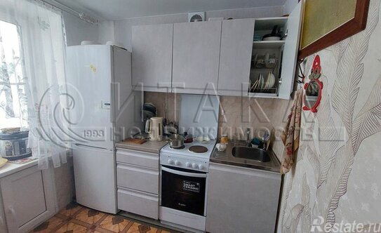 Продажа 2-комн квартиры на вторичном рынке Подпорожье, ул Комсомольская,  д. 7