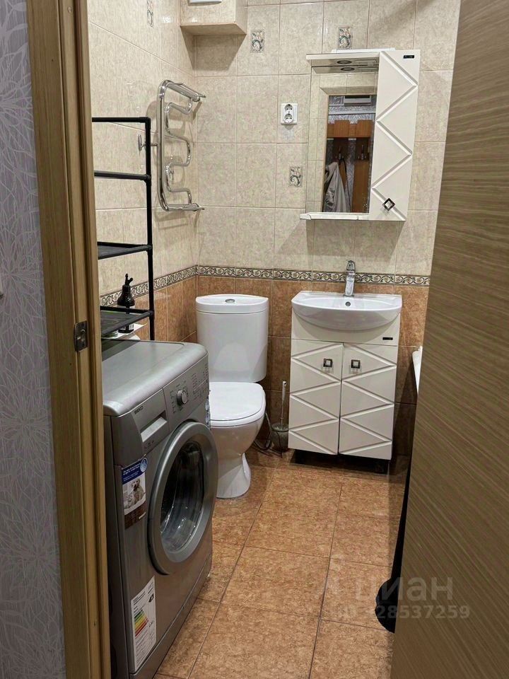 Продажа 2-комн квартиры на вторичном рынке улица Руставели, 37