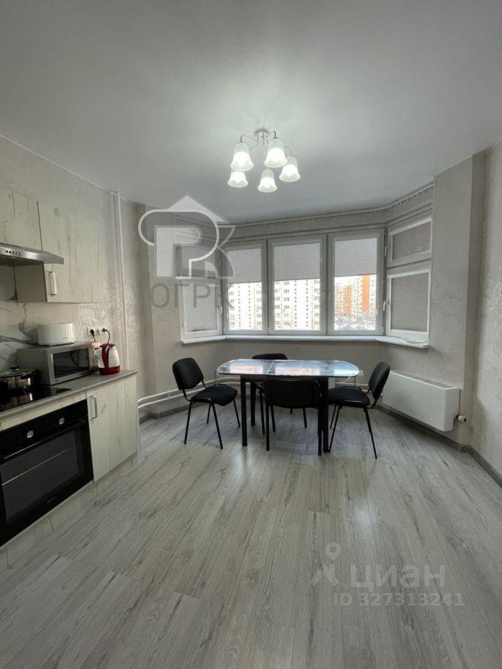 Аренда 3-комн квартиры на вторичном рынке улица Рудневка, 16