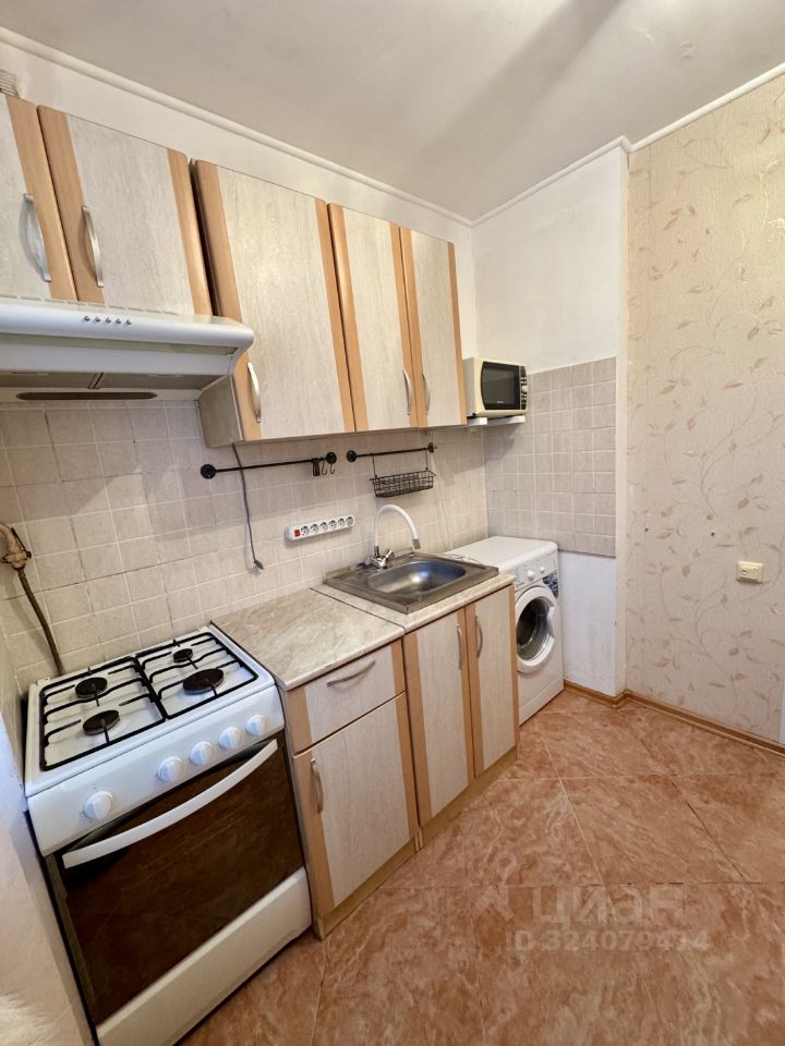 Аренда 1-комн квартиры на вторичном рынке Кронштадт, Владимирская улица, 47