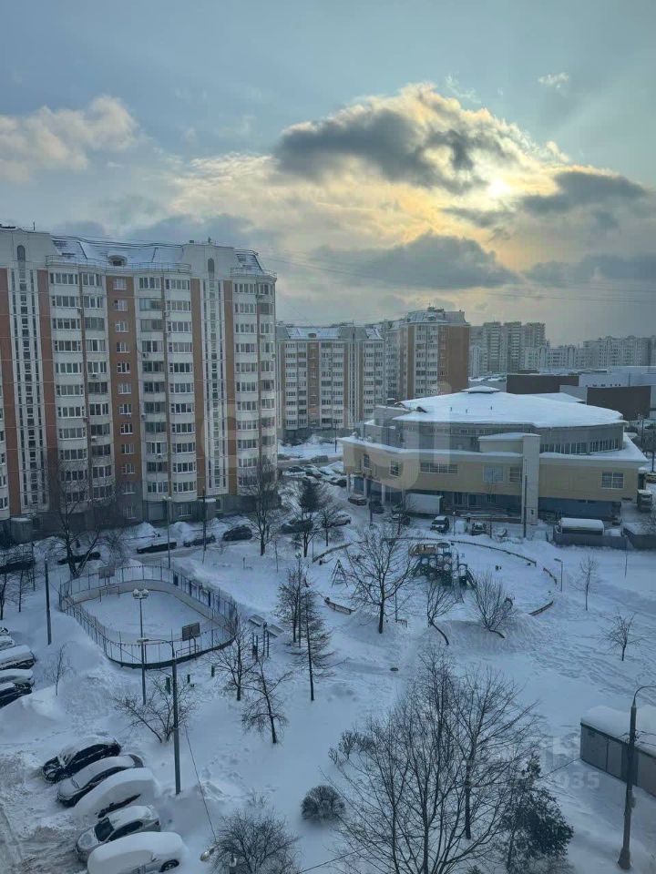 Продажа 1-комн квартиры на вторичном рынке улица Рудневка, 25