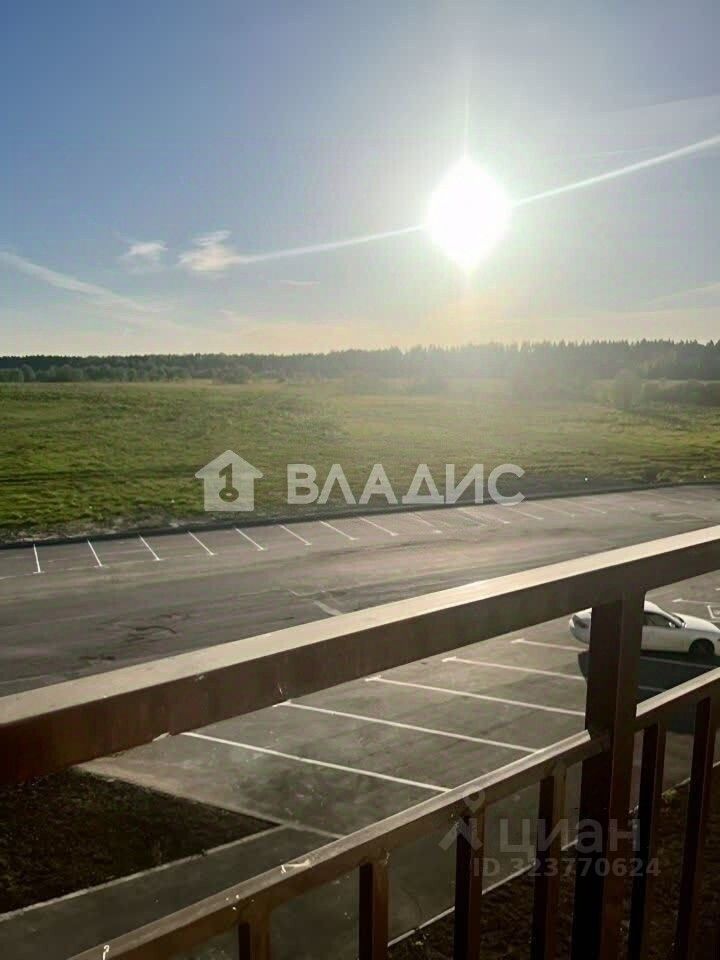 Продажа 2-комн квартиры на вторичном рынке пос. Романовка, проезд Гаражный, 14к1