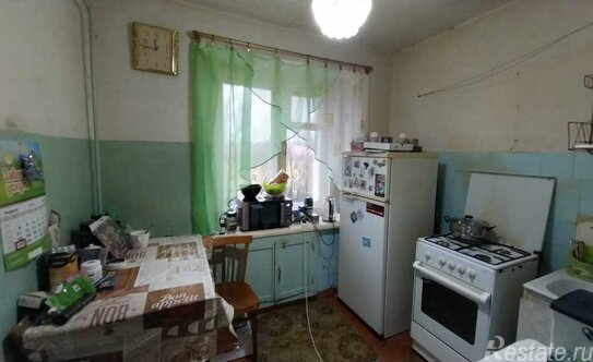 Продажа 2-комн квартиры на вторичном рынке Бокситогорск, ул Спортивная,  д. 12