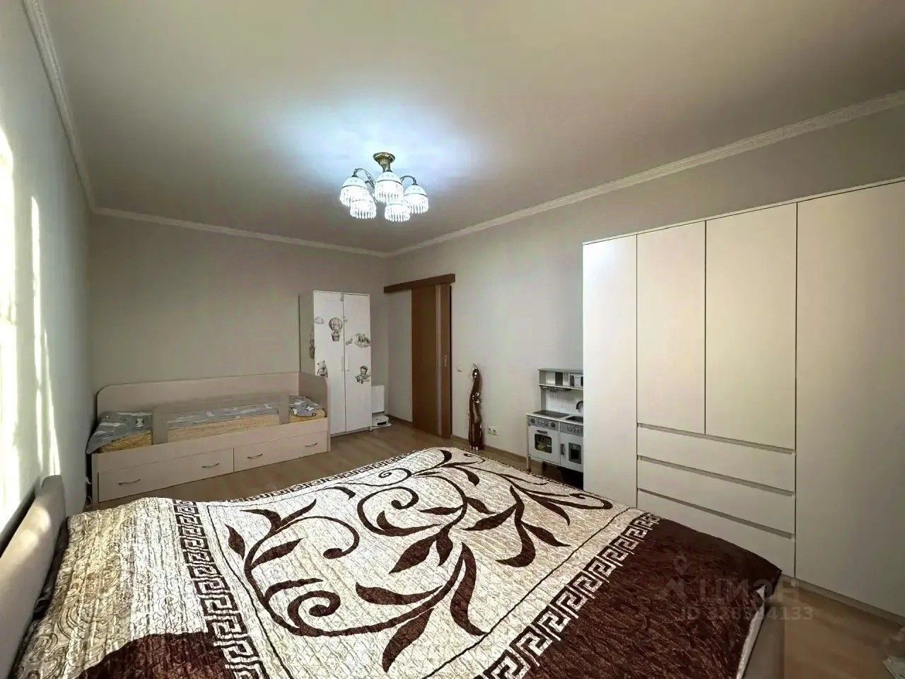 Продажа 2-комн квартиры на вторичном рынке улица Авиаторов, 30