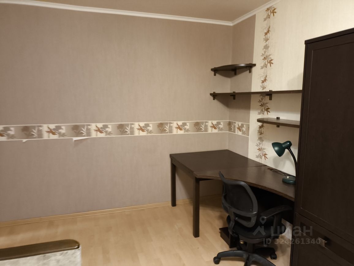 Аренда 2-комн квартиры на вторичном рынке 13-я Парковая улица, 14