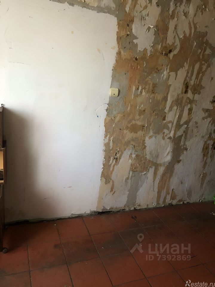 Продажа 2-комн квартиры на вторичном рынке Серпухов г, Осенняя ул,  д. 11