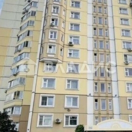 Продажа 1-комн квартиры на вторичном рынке пр-кт Генерала Дорохова,  д. 39,  к. 2А