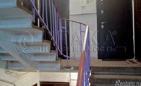 Продажа 2-комн квартиры на вторичном рынке Ивангород г, Гагарина ул,  д. 9