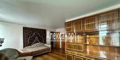 2-комн квартира Бестужевская улица,  д. 81