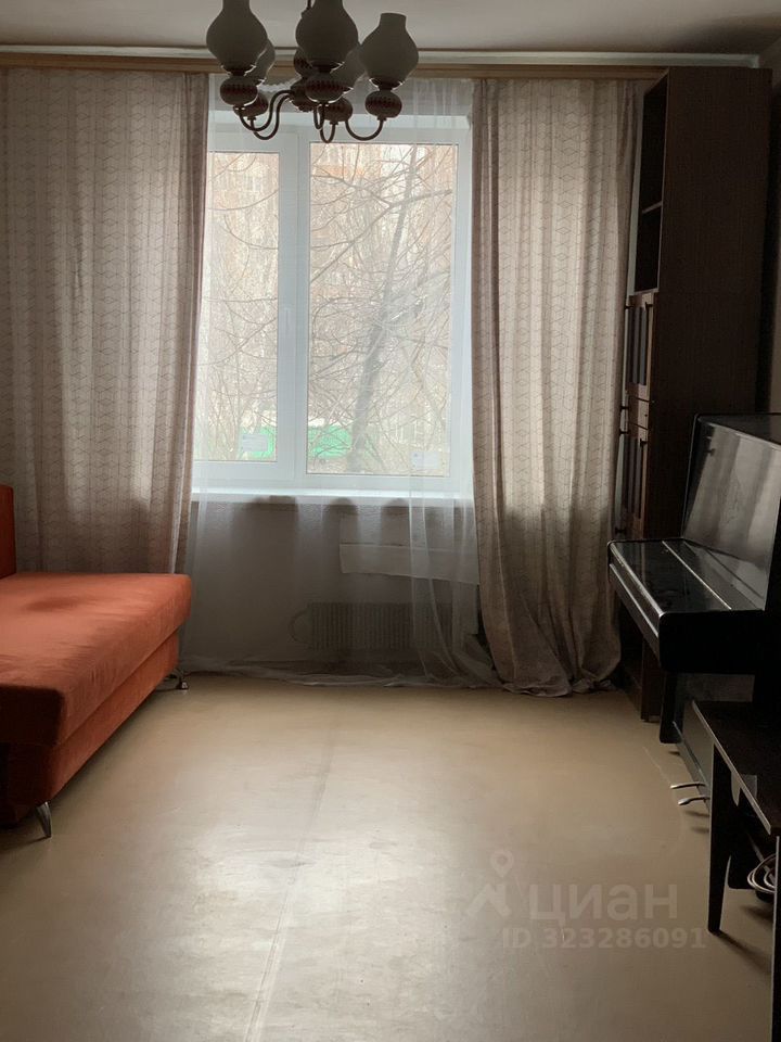 Продажа 3-комн квартиры на вторичном рынке улица Цюрупы, 15К3