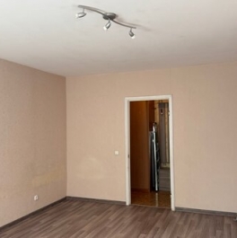 Продажа 1-комн квартиры на вторичном рынке Текстильщиков 8-я ул,  д. 13 к1