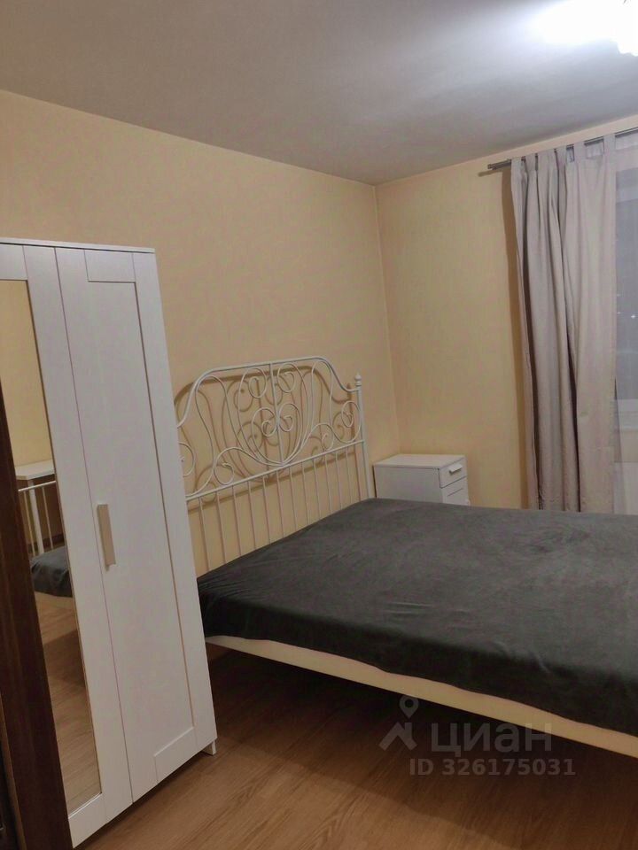 Продажа 2-комн квартиры на вторичном рынке Караваевская улица, 28к1