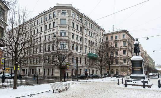 Продажа 5-комн квартиры на вторичном рынке ул Пушкинская,  д. 14