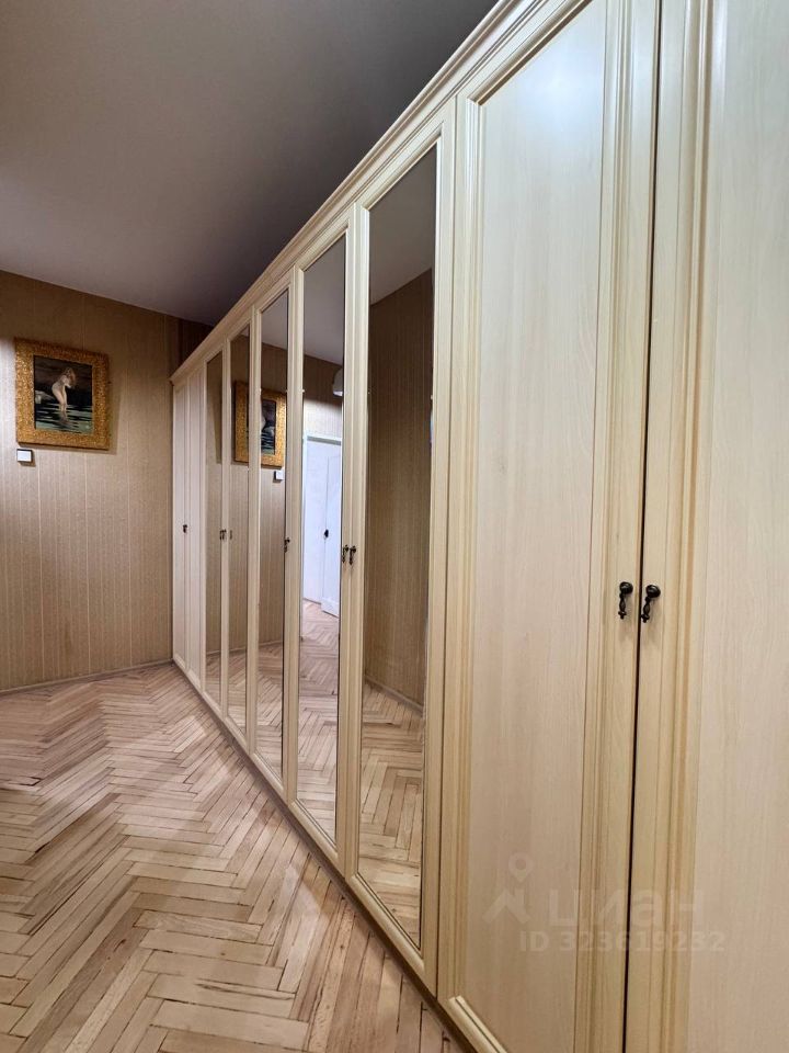 Продажа 3-комн квартиры на вторичном рынке Ленинский проспект, 40