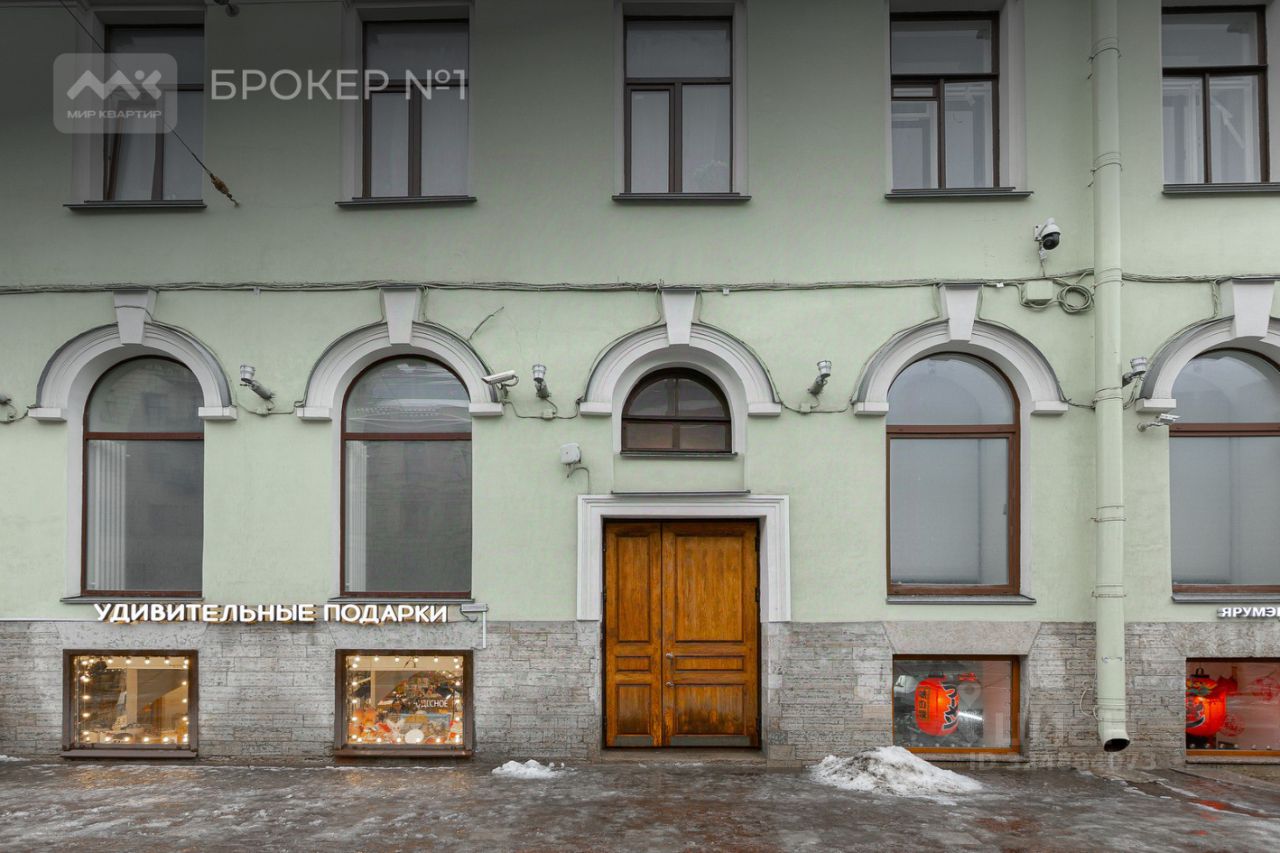 Продажа 6-комн квартиры на вторичном рынке Невский проспект, 88
