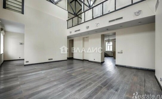 Продажа 6-комн квартиры на вторичном рынке Композиторская улица