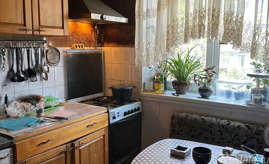 Продажа 2-комн квартиры на вторичном рынке ул Ефремова,  д. 15/22