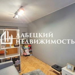 Продажа 3-комн квартиры на вторичном рынке ул Гарибальди,  д. 14,  к. 2