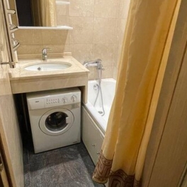 Продажа 2-комн квартиры на вторичном рынке Дедовск, ул Космонавта Комарова,  д. 1