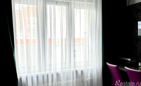 Продажа 1-комн квартиры на вторичном рынке улица Маршала Казакова,  д. 70 к1 с1