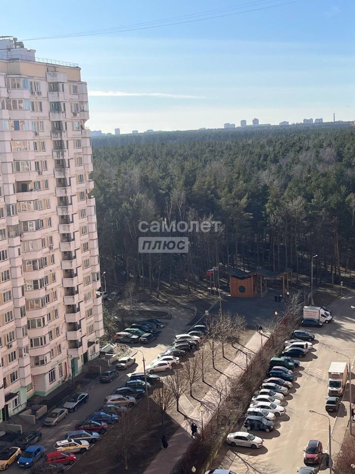 Продажа 2-комн квартиры на вторичном рынке Октябрьский пгт, улица 60 лет Победы, 7