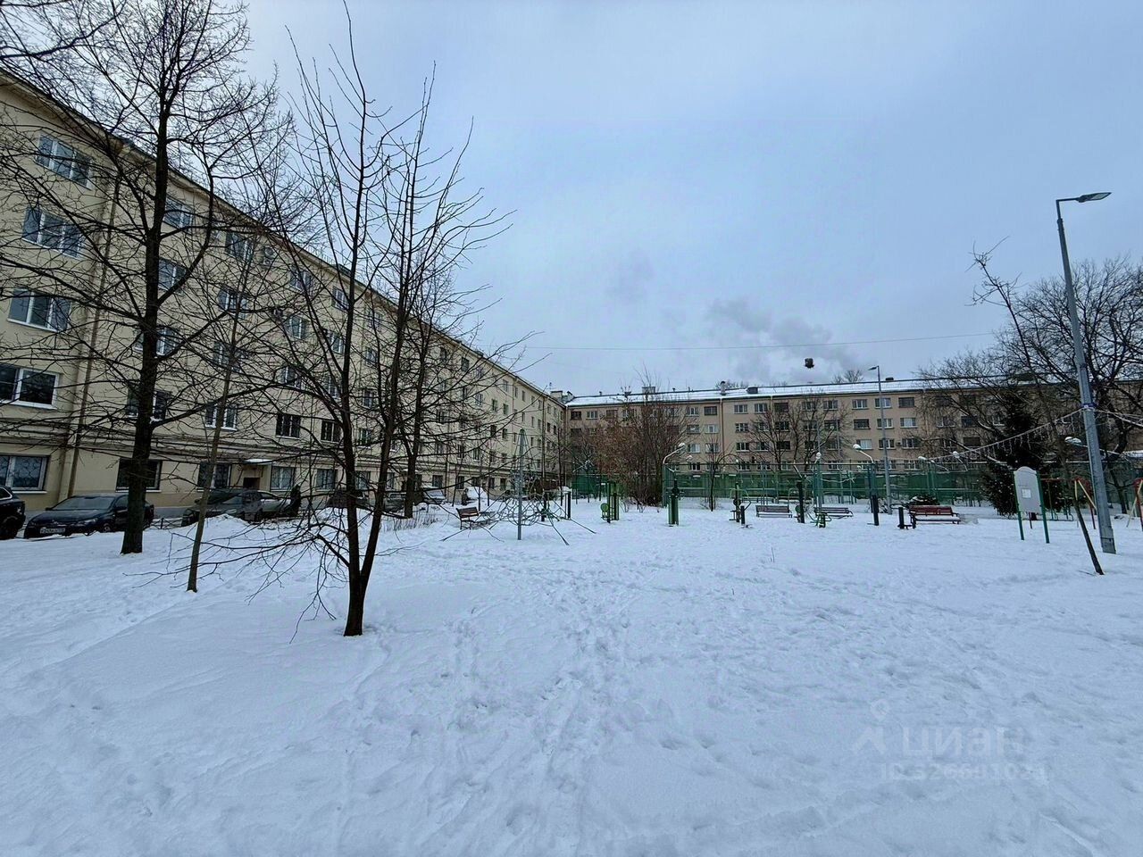 Продажа 2-комн квартиры на вторичном рынке улица Решетникова, 17К1