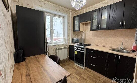 Продажа 2-комн квартиры на вторичном рынке Коломна, улица Макеева,  д. 10