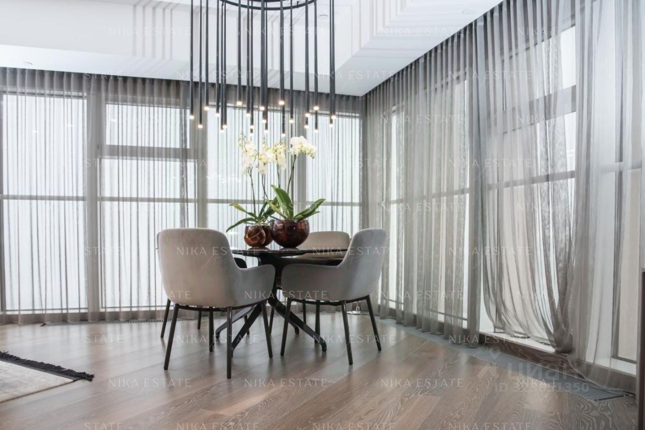 Продажа 4-комн квартиры на вторичном рынке 1-й Красногвардейский проезд, 15