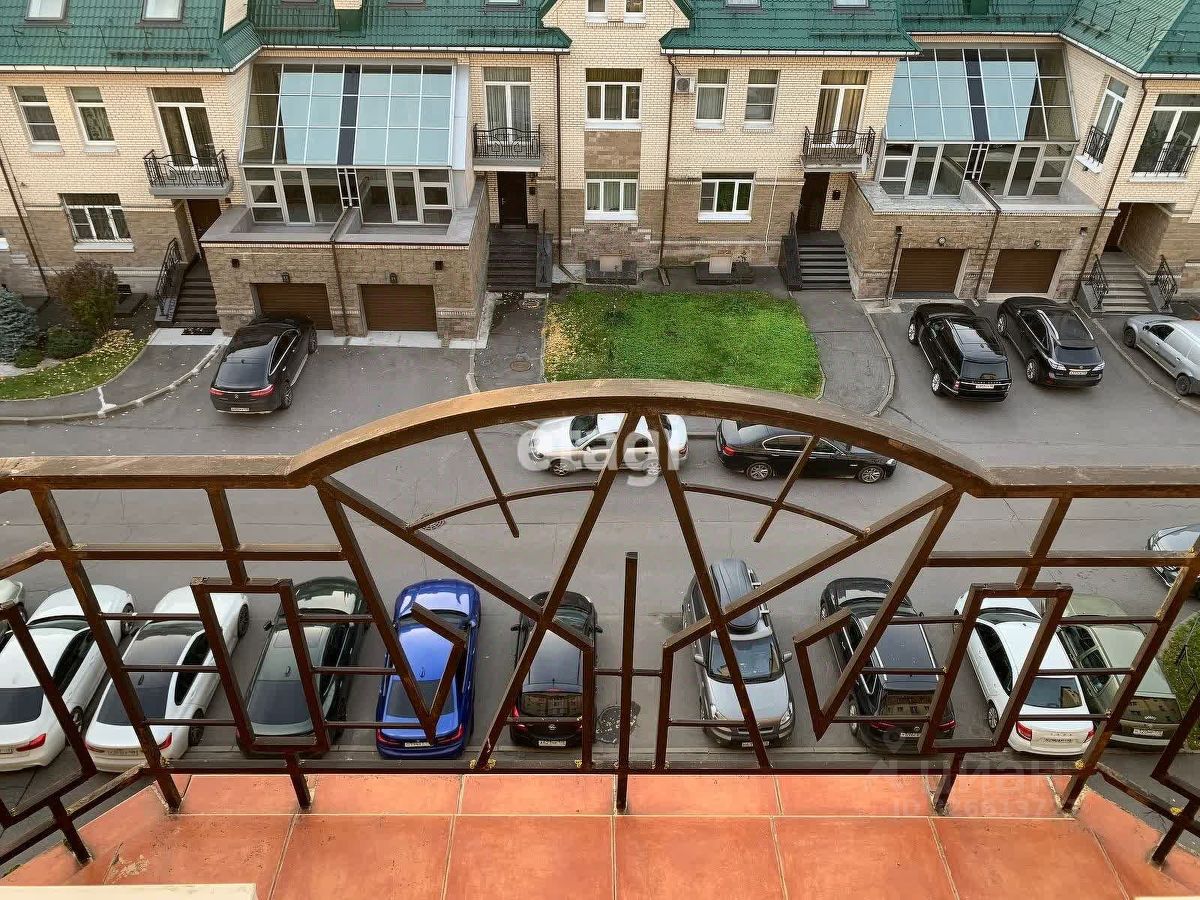 Продажа 3-комн квартиры на вторичном рынке Колпино, улица Анисимова, 5к7