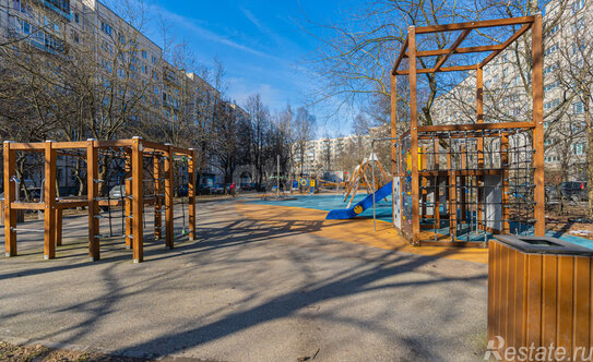 Продажа 2-комн квартиры на вторичном рынке Богатырский пр-кт,  д. 5,  к. 2