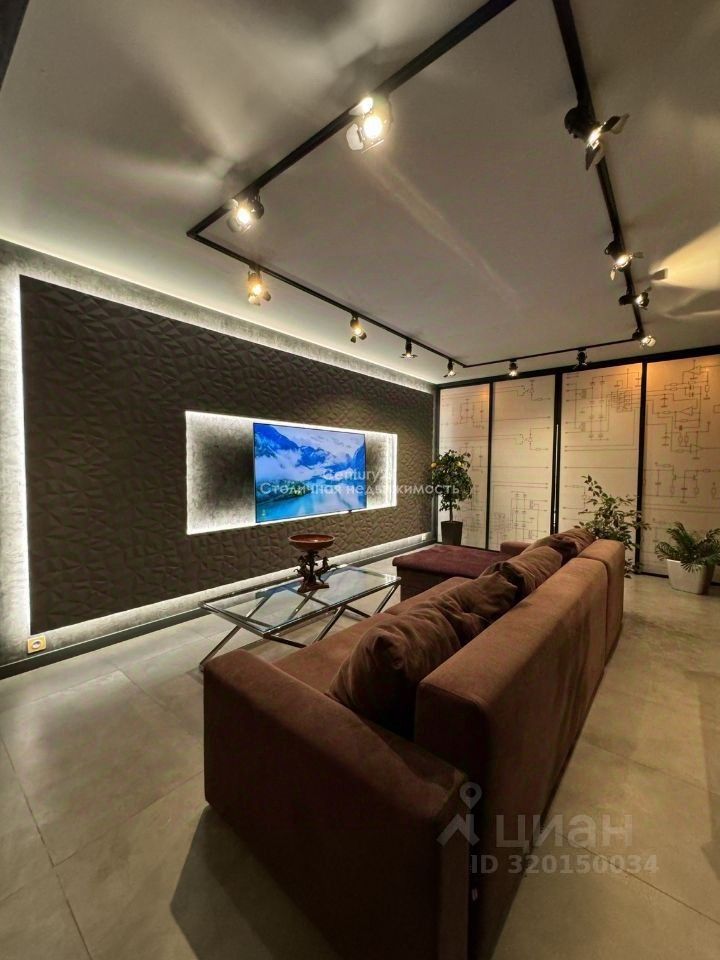 Продажа 3-комн квартиры на вторичном рынке улица Татьянин Парк, 16к1