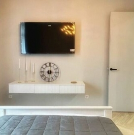 Продажа 1-комн квартиры на вторичном рынке Черниговская улица,  д. 13 к2