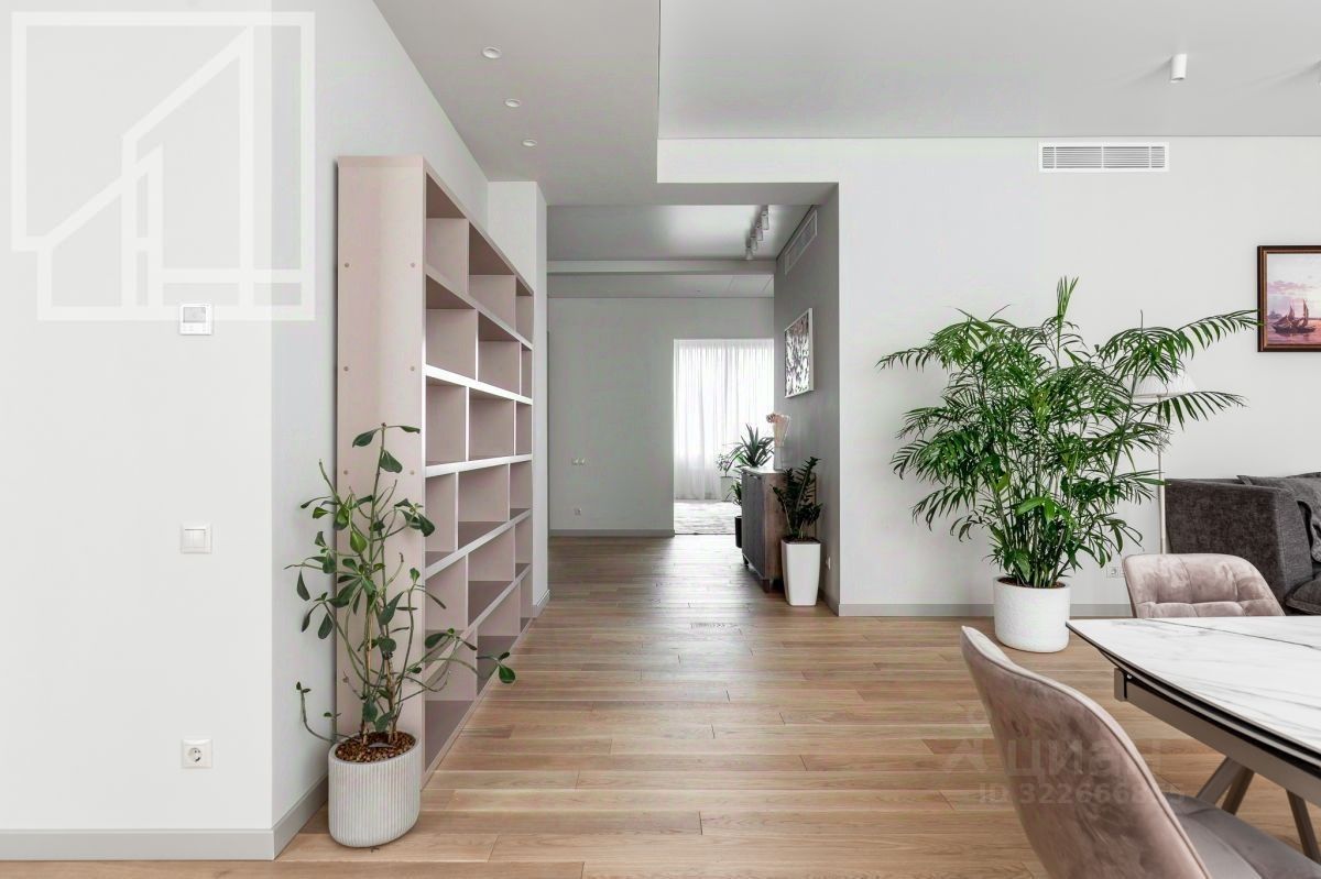 Аренда 3-комн квартиры на вторичном рынке улица Новый Арбат, 27