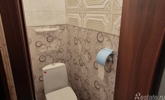 Продажа 2-комн квартиры на вторичном рынке Бокситогорский район, , Пикалево, мкр 6-й,  д. 24